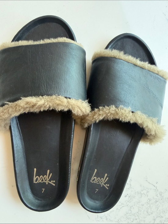 Beek Gallito Shearling Slide Sandals Color Black Leather Women’s Size 7
